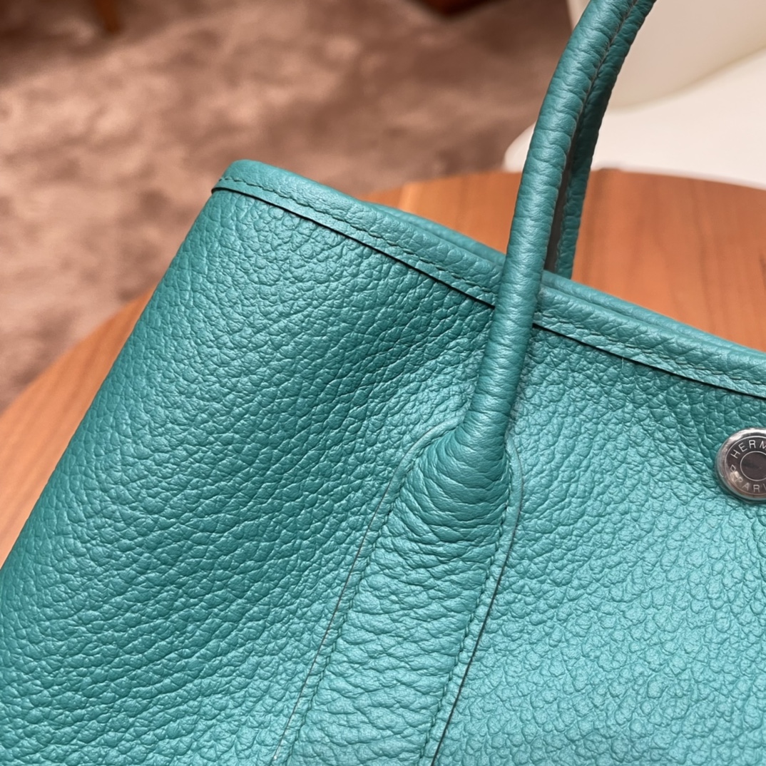 HERMES 爱马仕 Garden party /花园包  30 Negonda皮，耐用，容量可观，很适合通勤逛街又低调 U4 丝绒绿 银扣