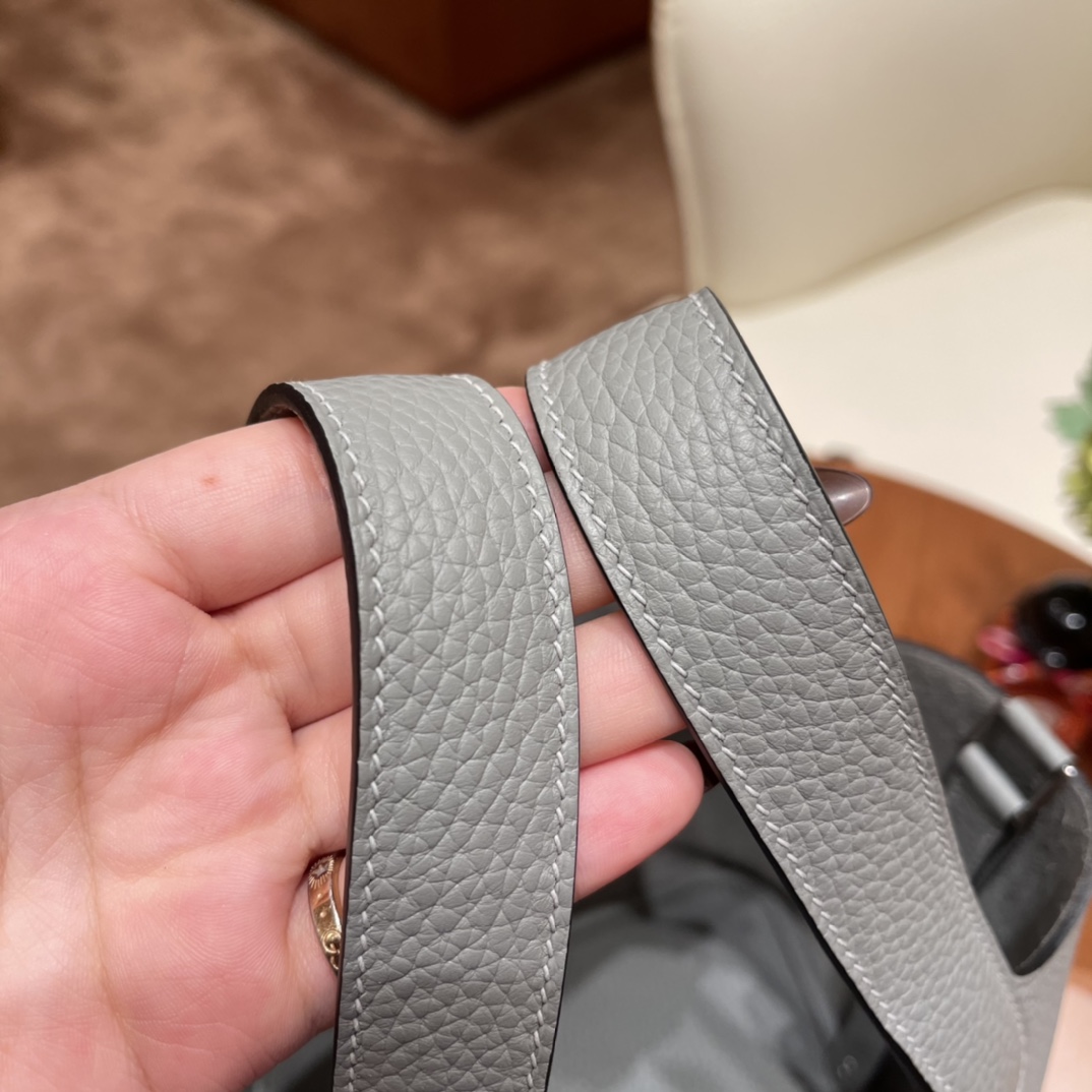 香港爱马仕 HERMES picotin 18cm 超级百搭的菜篮子 入门款实用款，容量大 超级推荐 Tc皮4Z 海鸥灰 银扣