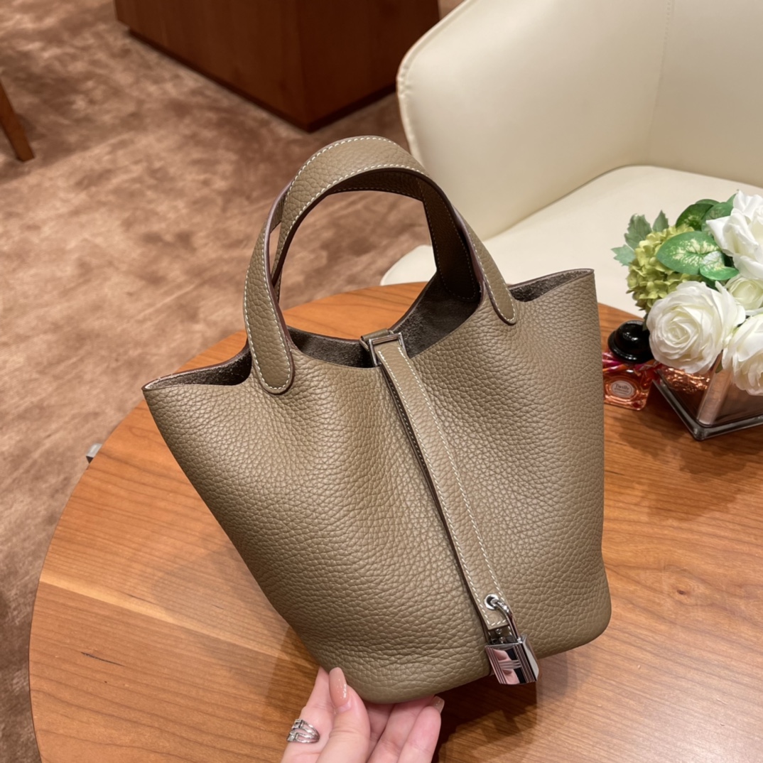 Hermes picotin 18cm 各种风格都能驾驭的了的菜篮子 clemence 皮 18 大象灰 银扣