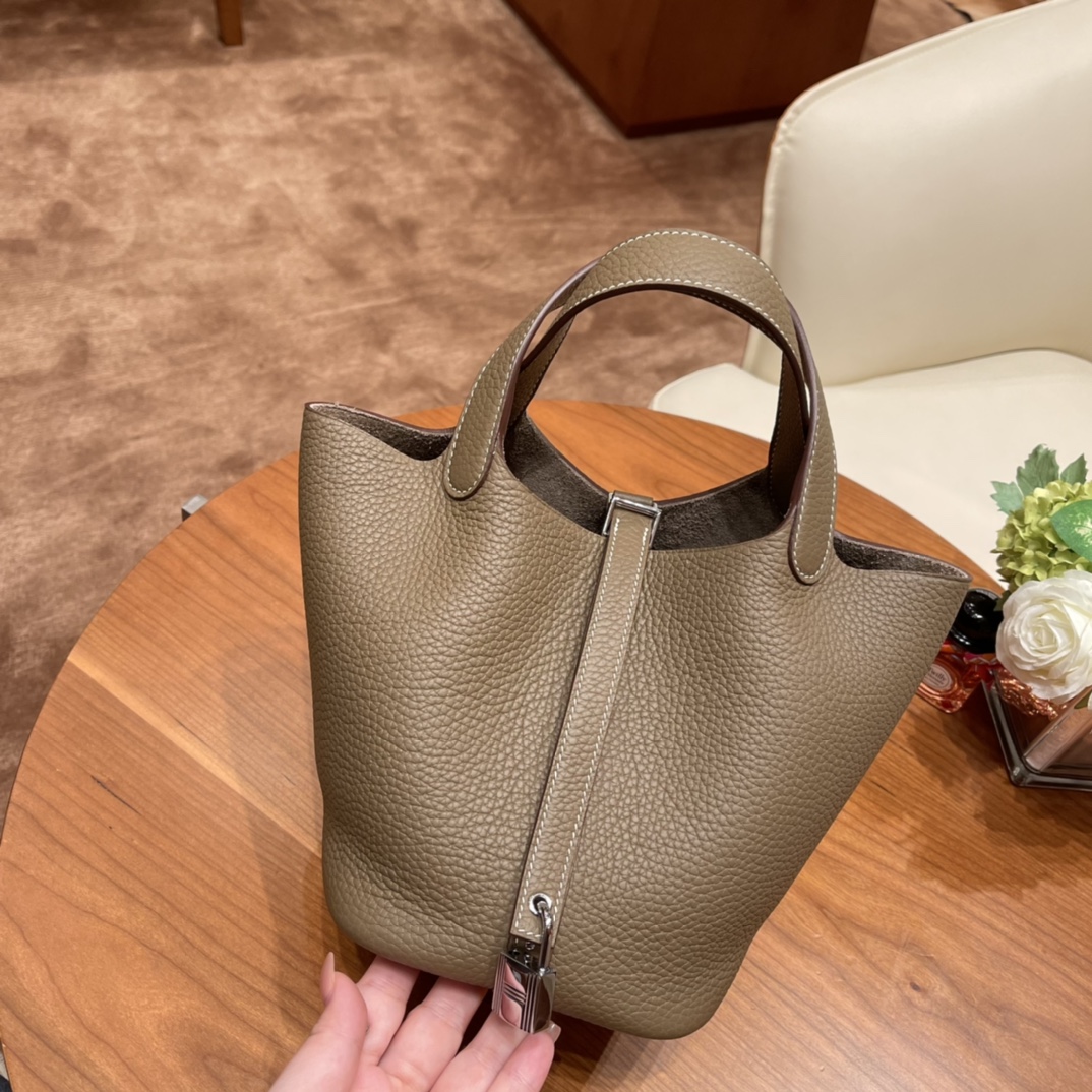 Hermes picotin 18cm 各种风格都能驾驭的了的菜篮子 clemence 皮 18 大象灰 银扣