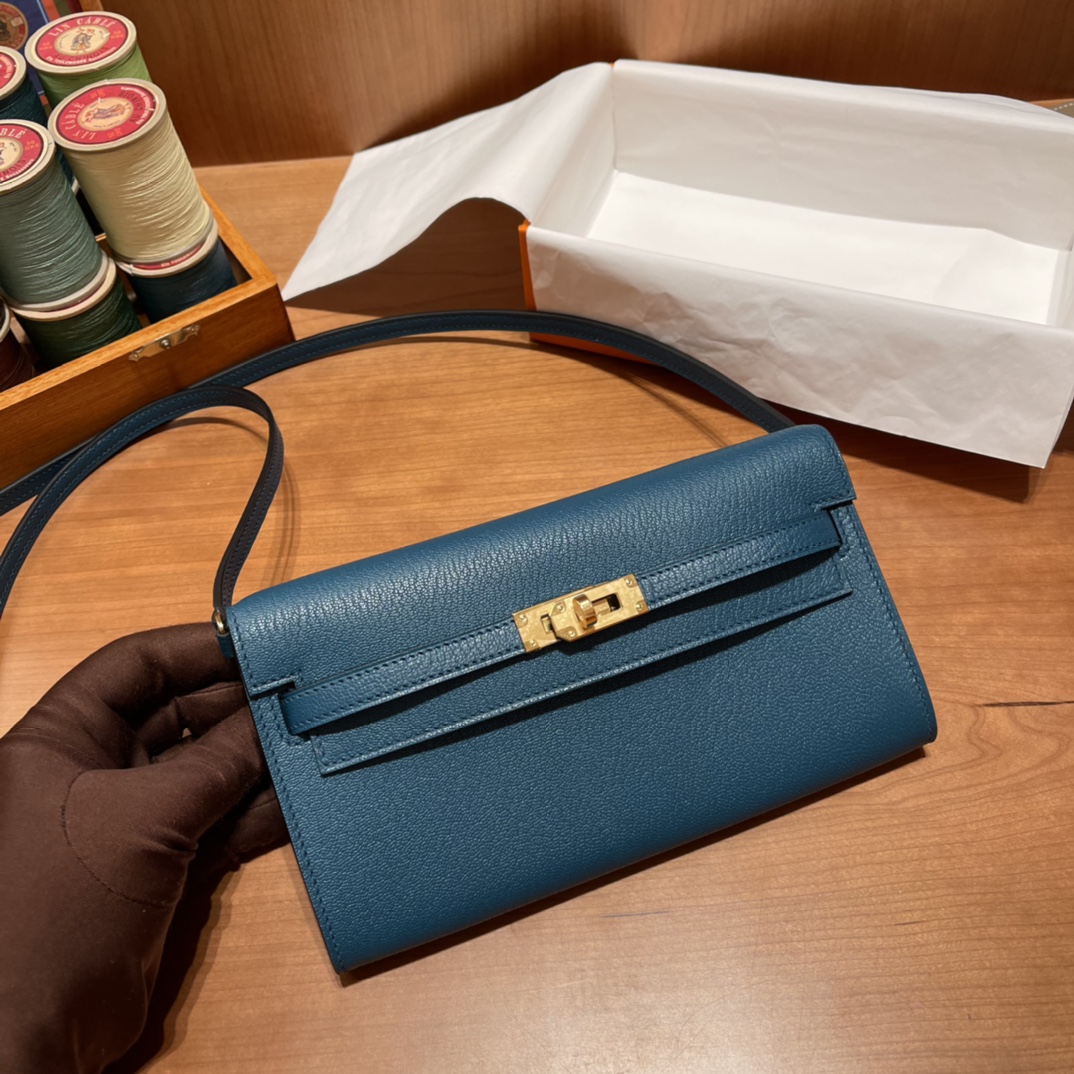 HERMES 爱马仕Kelly to go小斜挎 山羊皮Chevre Mysore 进口蜜蜡线 全手工制作
