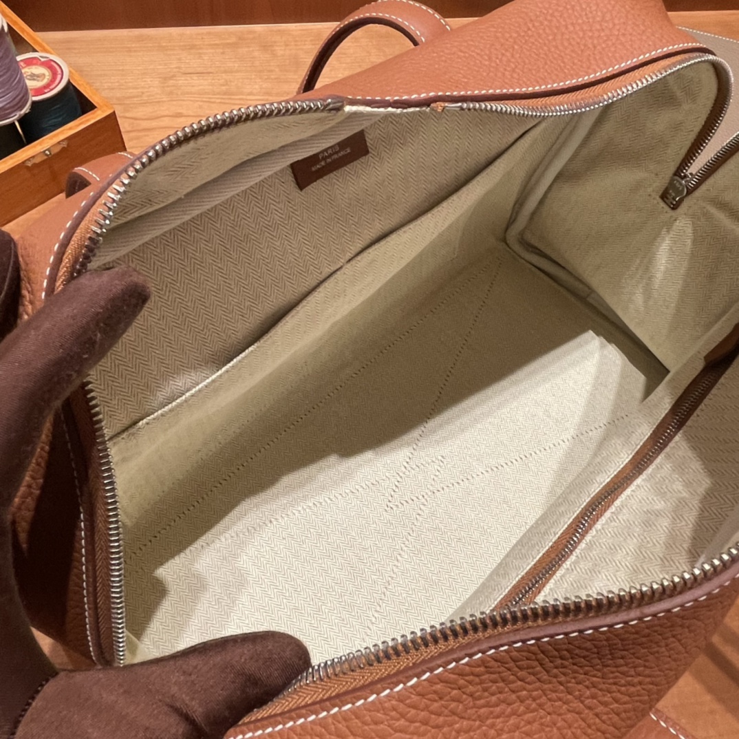 HERMES 爱马仕 维多利亚Victoria 35cm 小小旅行袋 短途出行完全够用  日常作为妈咪包也很好看哦 低调实用