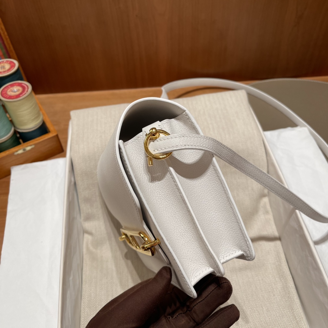 HERMES 爱马仕 Roulis 18cm Evercolor皮 01 纯白Blanc 白雪公主在线 搭配金扣太美啦 干净纯洁