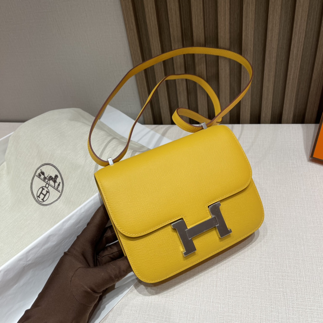 HERMES 爱马仕 Constance 18cm Epsom皮 9D 琥珀黄Jaune Amber 招财黄显白第一名