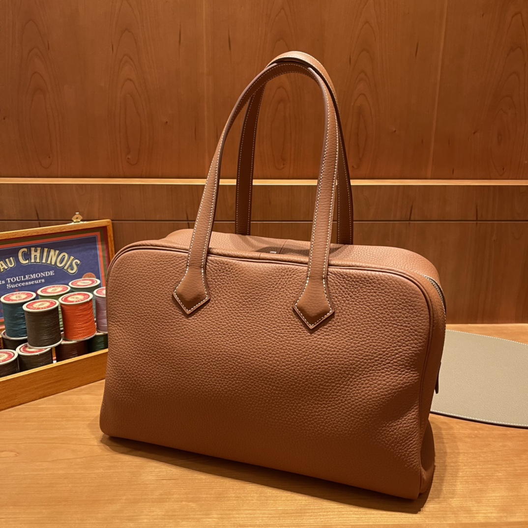 HERMES 爱马仕 维多利亚Victoria 35cm 小小旅行袋 短途出行完全够用  日常作为妈咪包也很好看哦 低调实用