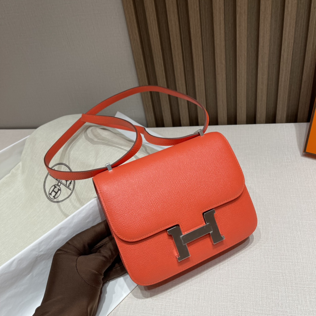 HERMES 爱马仕 Constance 康康 Epsom皮 T5 斋浦尔粉 19cm