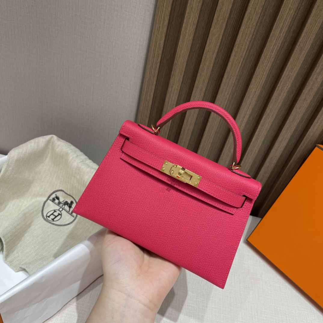 HERMES 爱马仕 Mini Kelly 二代 Epsom皮 mini届的扛把子 行情价很明朗 众人心中的白月光 i6 极致粉Rose Extreme