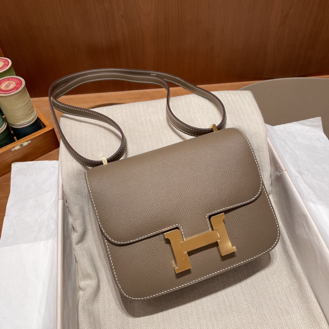 HERMES 爱马仕 现货 Constance 18cm Epsom皮 18 大象灰