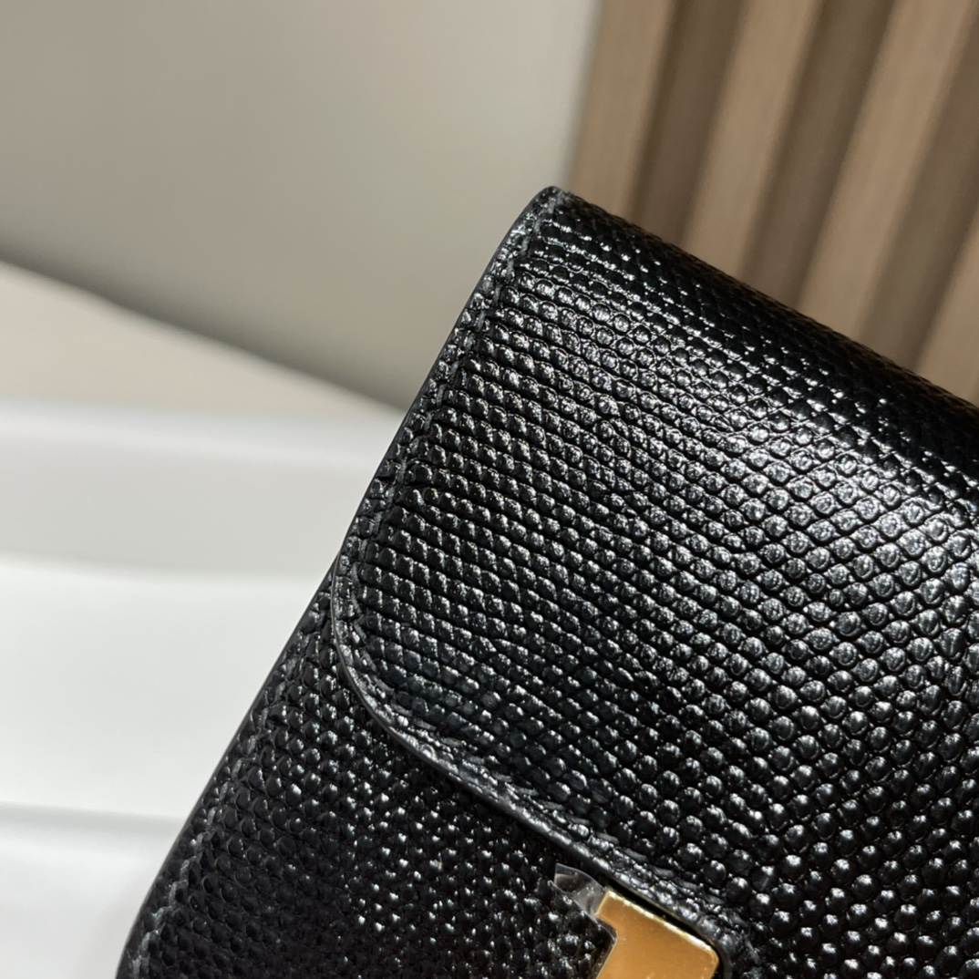 HERMES 爱马仕 Constance Slim 蜥蜴皮 89 黑色Noir 金扣 小黑金太厉害了 就透露出质感两个字 现货不用等