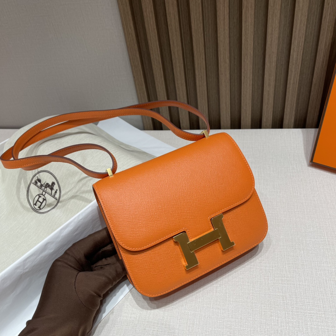 HERMES 爱马仕 Constance 18cm Epsom皮 93 橙色Orange 富贵的橙色盒子
