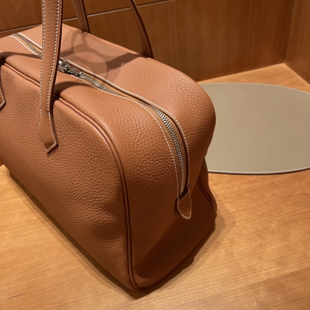 HERMES 爱马仕 维多利亚Victoria 35cm 小小旅行袋 短途出行完全够用  日常作为妈咪包也很好看哦 低调实用