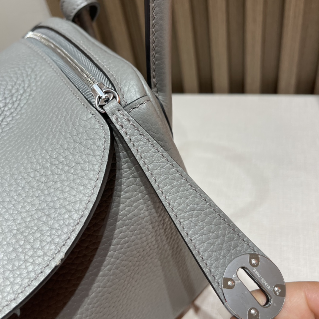 Hermes Lindy 26cm Clemence皮 0L 积雨云灰Gris Meyer 这高级色美翻了