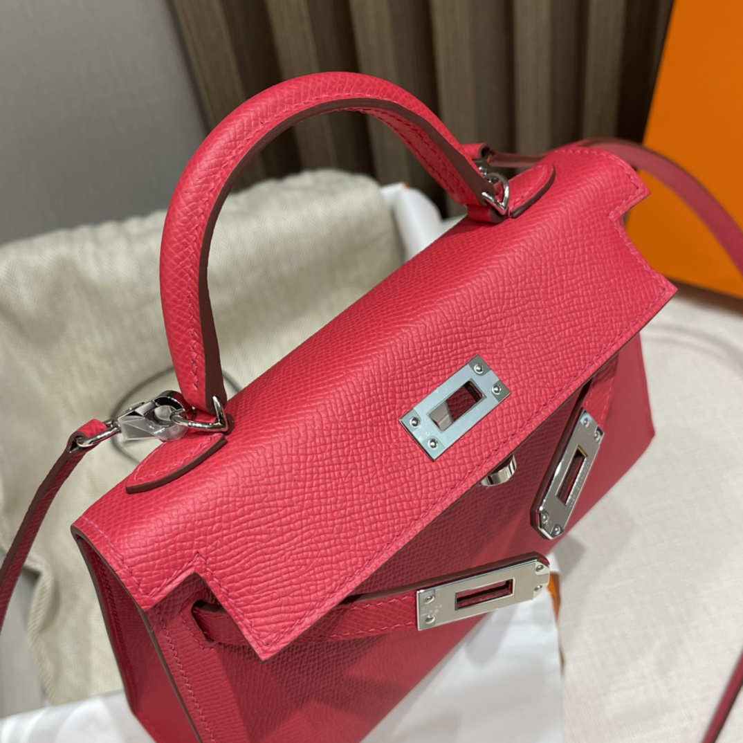 HERMES 爱马仕 Mini Kelly 二代 Epsom皮 mini届的扛把子 行情价很明朗 众人心中的白月光 i6 极致粉Rose Extreme