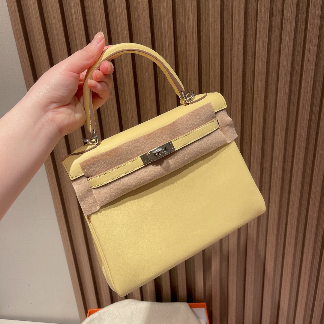 HERMES 爱马仕 Kelly 25cm 1Z 小鸡黄 专属夏季的一抹黄 嫩得掐出水