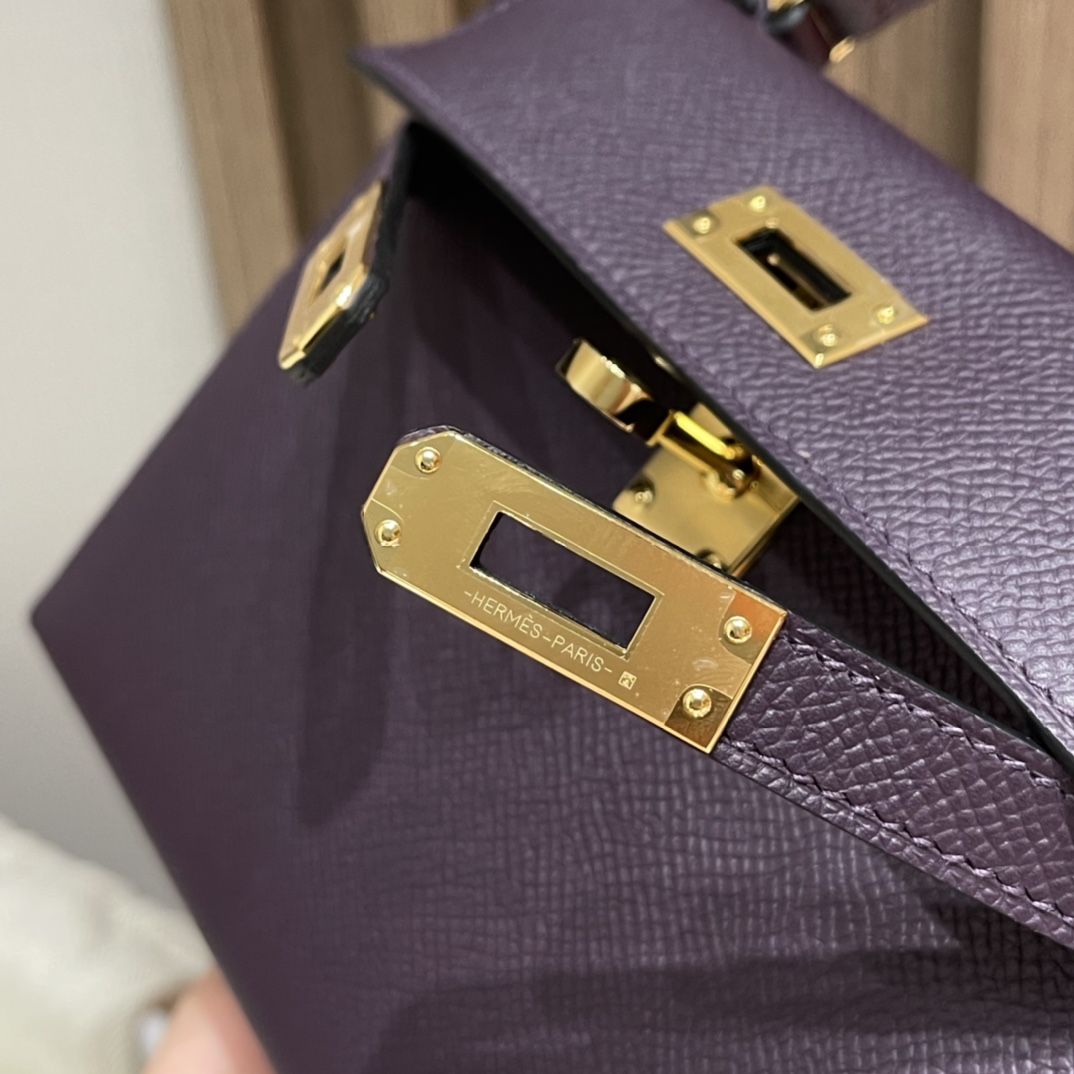 HERMES 爱马仕 Mini Kelly 二代 Epsom皮 mini届的扛把子 行情价很明朗 众人心中的白月光 59 葡萄紫Raisin