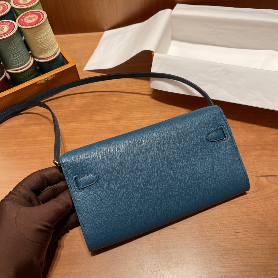 HERMES 爱马仕Kelly to go小斜挎 山羊皮Chevre Mysore 进口蜜蜡线 全手工制作