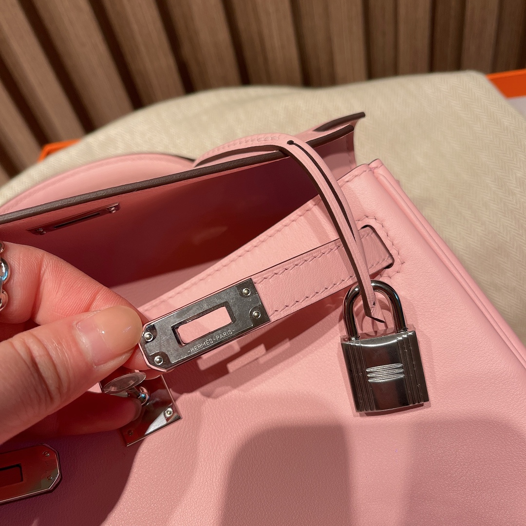 HERMES 爱马仕 Kelly 25cm swift皮 3Q粉 Rose Sakura 温柔之最 是多少人心中的白月光