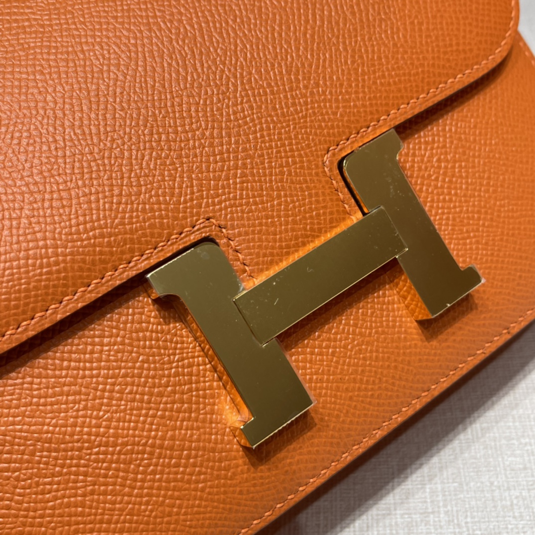 HERMES 爱马仕 Constance 18cm Epsom皮 93 橙色Orange 富贵的橙色盒子
