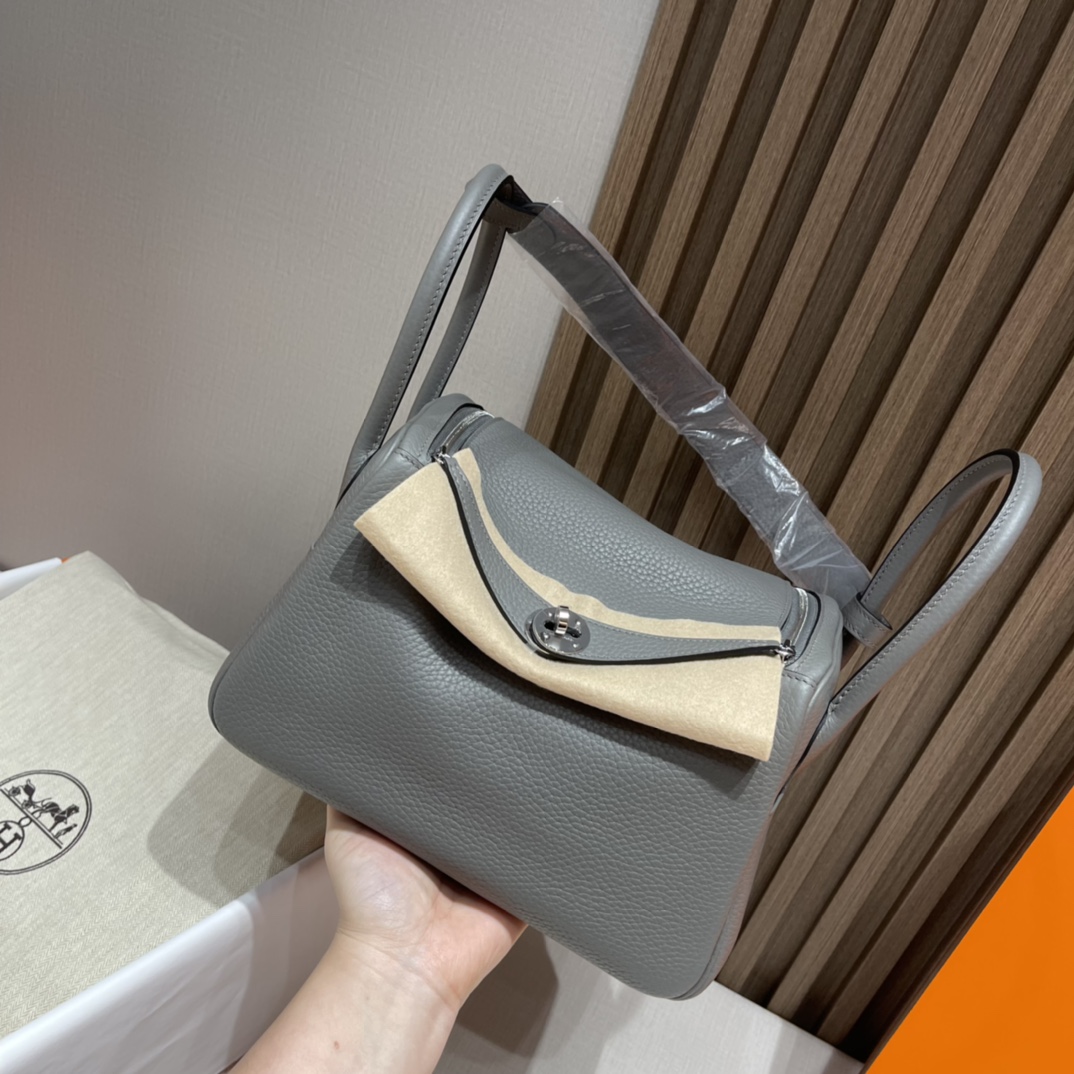 Hermes Lindy 26cm Clemence皮 0L 积雨云灰Gris Meyer 这高级色美翻了