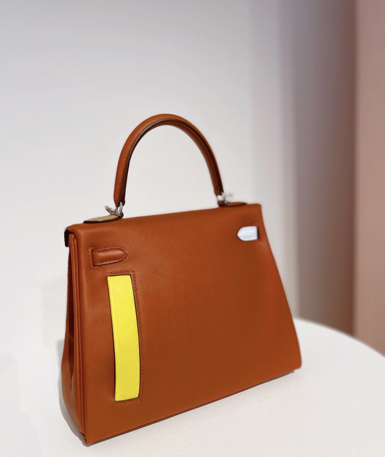 HERMES 爱马仕 2022s春夏系列 Kelly Colormatic 拼色元素更有年轻感 进口蜜蜡线 全手工制作