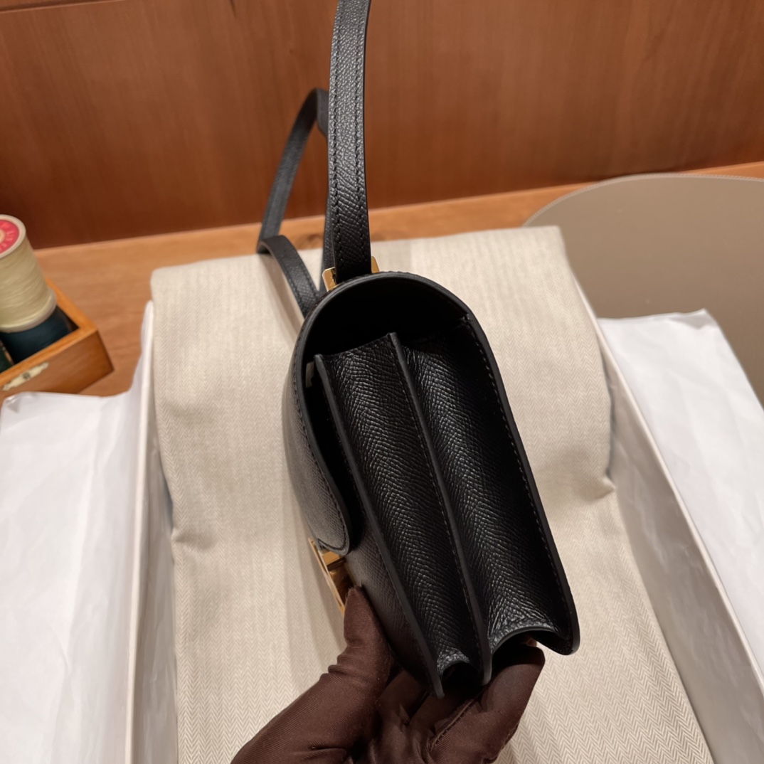 HERMES 爱马仕 Constance 康康 Epsom皮 黑金 CC89 19cm