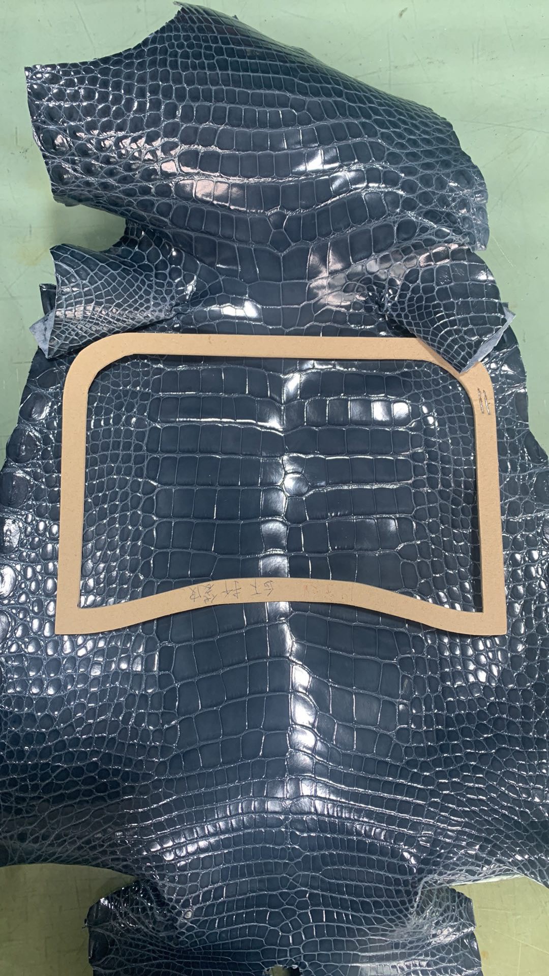 HERMES 爱马仕 N7 Bleu Tempete风暴蓝 特殊渠道鳄鱼皮 