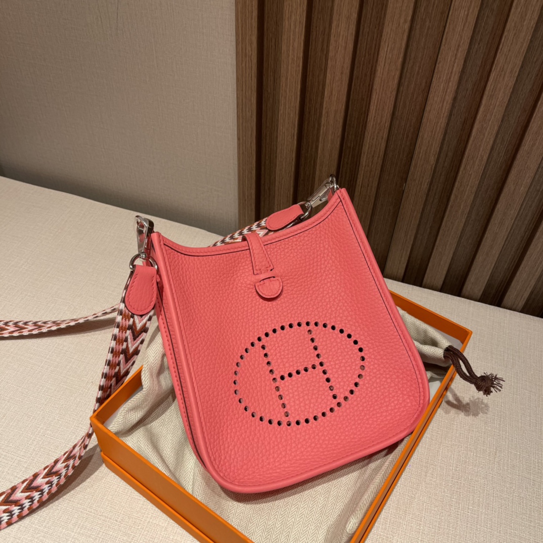 HERMES 爱马仕 Evelyne Mini 16cm Clemence皮 8W 唇膏粉Rose Azalee 夏季小可爱 进口蜜蜡线 全手工制作