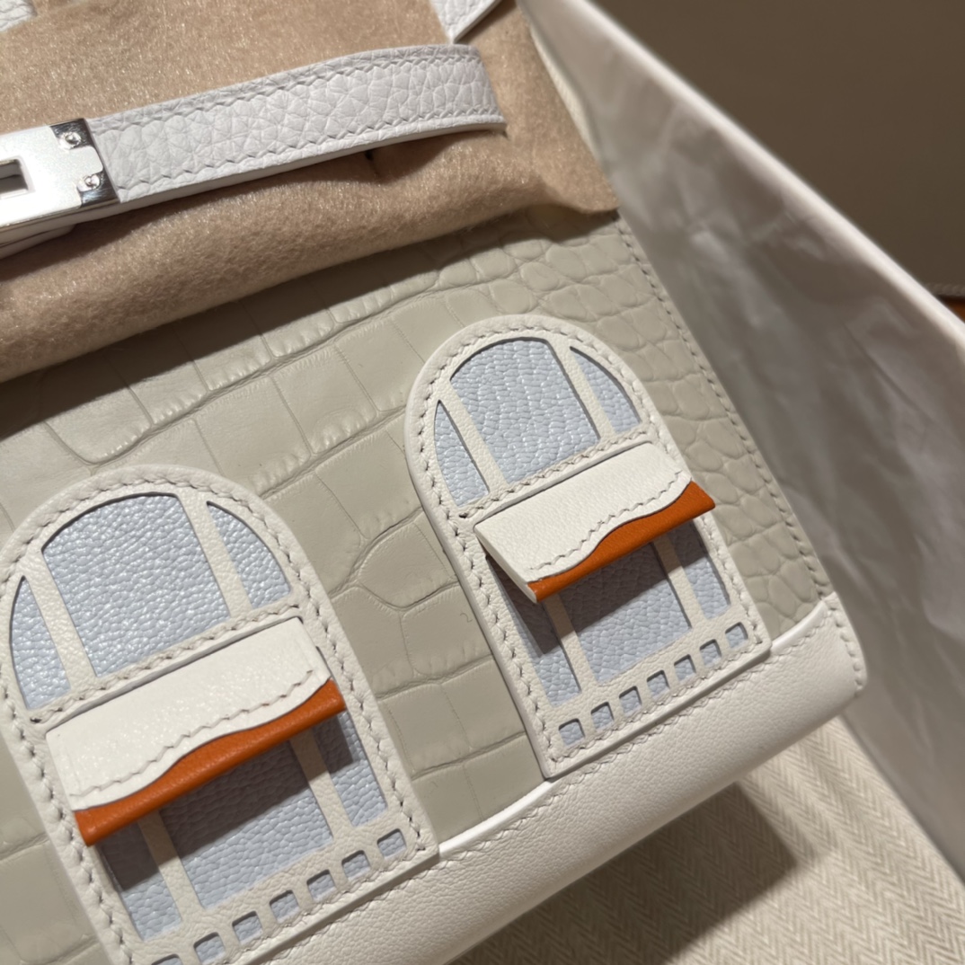 HERMES 爱马仕 小房子 01 纯白tc皮搭配雾面8L 冰川白 进口蜜蜡线 全手工制作