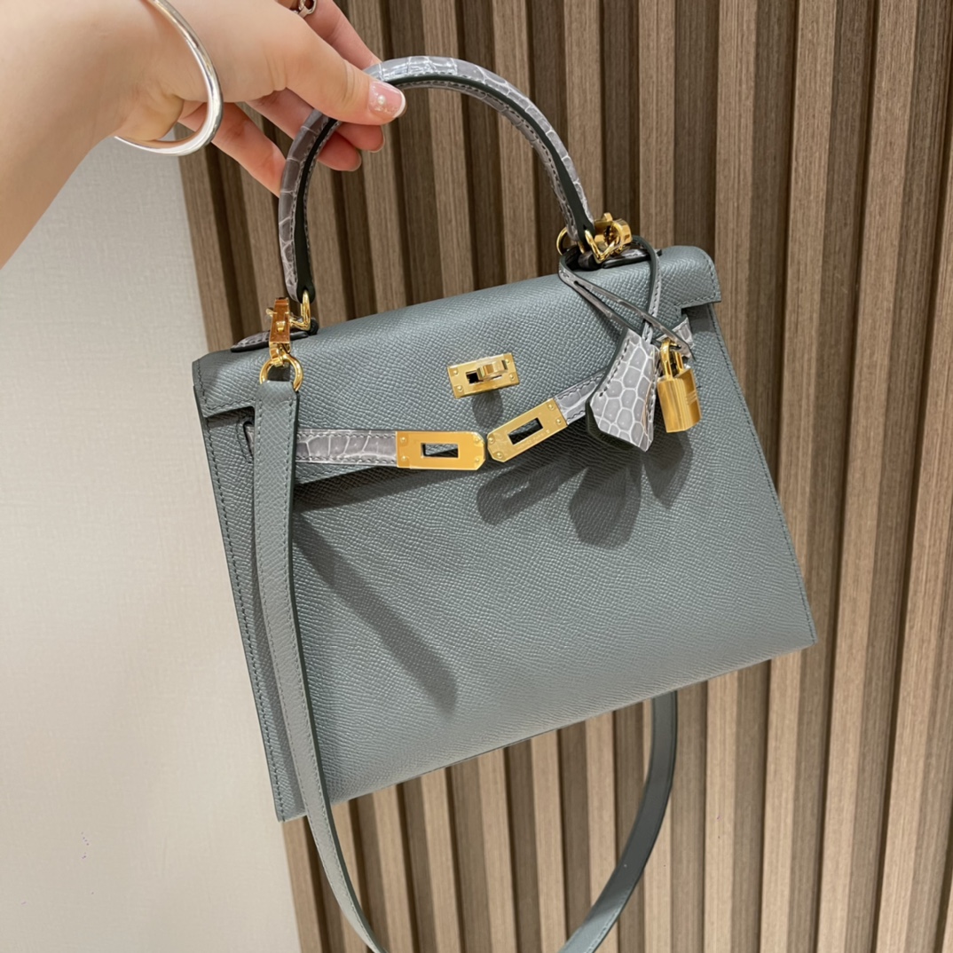 HERMES 爱马仕 Kelly Touch 25cm Epsom皮/亮面尼罗鳄 刻两点•• 74 Bleu Roi蓝灰色  拼鳄鱼又多了一份精致 进口蜜蜡线 全手工制作