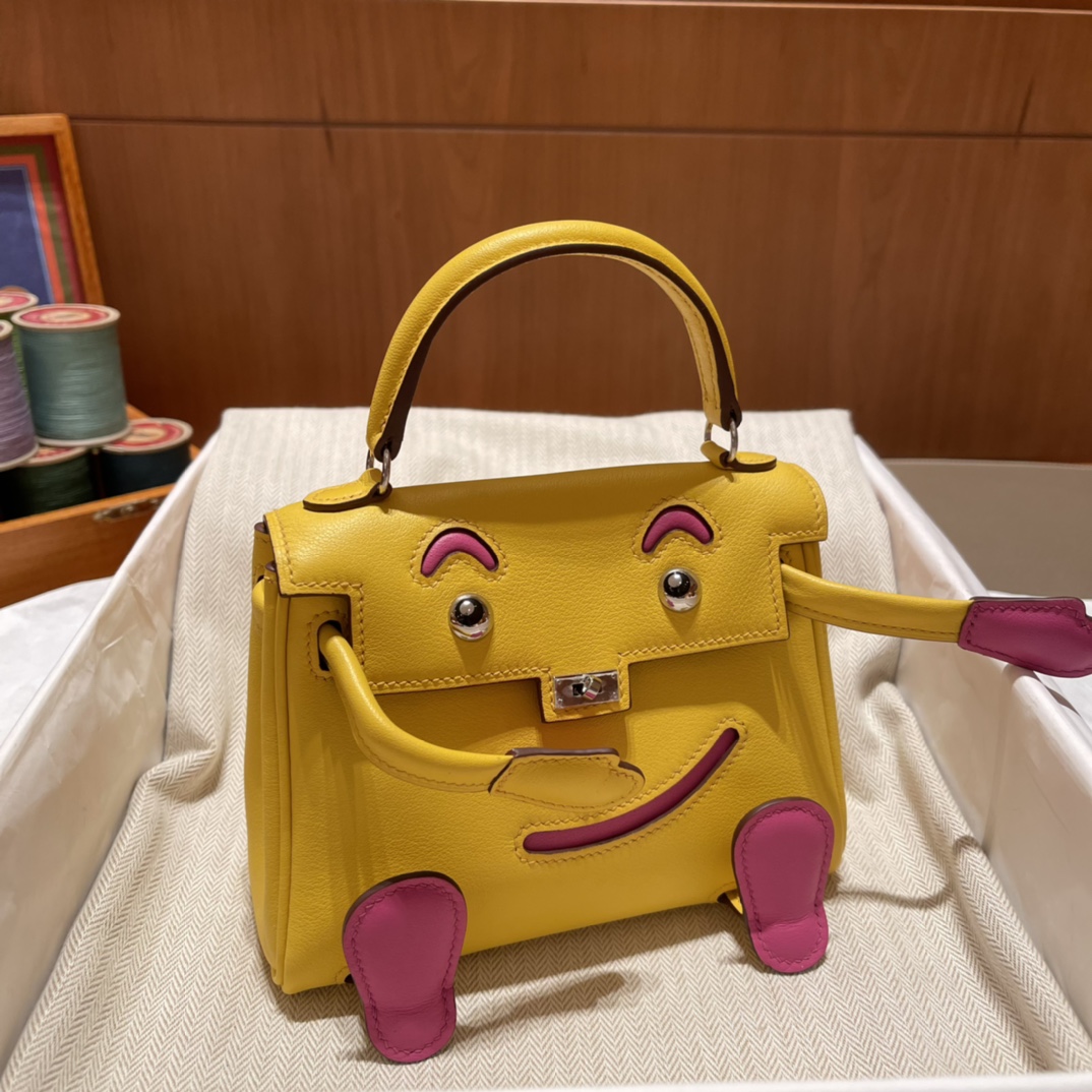 HERMES 爱马仕 Kelly Doll 娃娃包 千禧娃娃 可可爱爱 9O 那不勒斯黄/9i 玉兰粉 进口蜜蜡线 全手工制作
