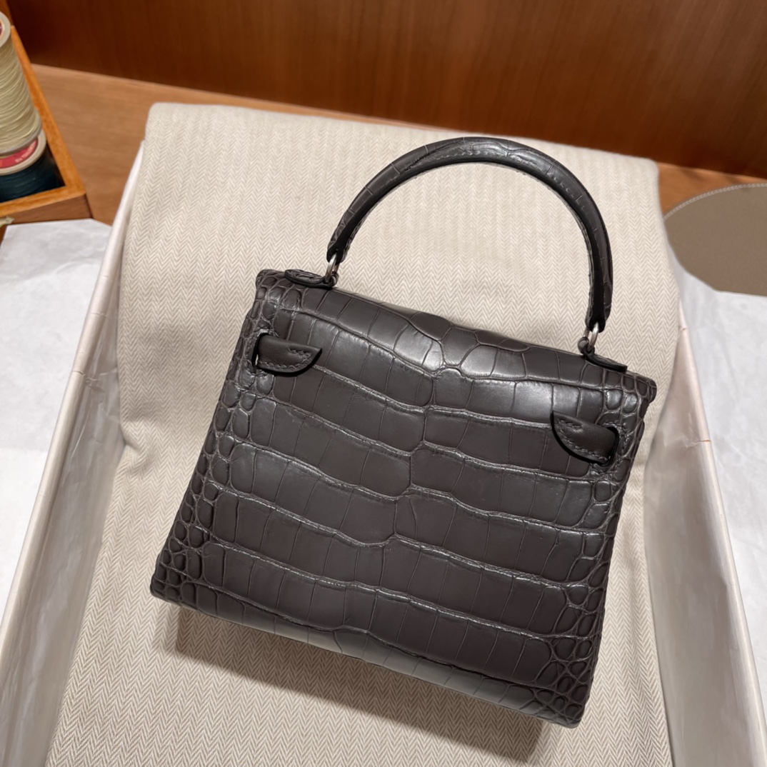 HERMES 爱马仕 Kelly Doll 娃娃包 千禧娃娃 美洲鳄Alligator 雾面Matte 88 石墨灰/89 黑色 进口蜜蜡线 全手工制作