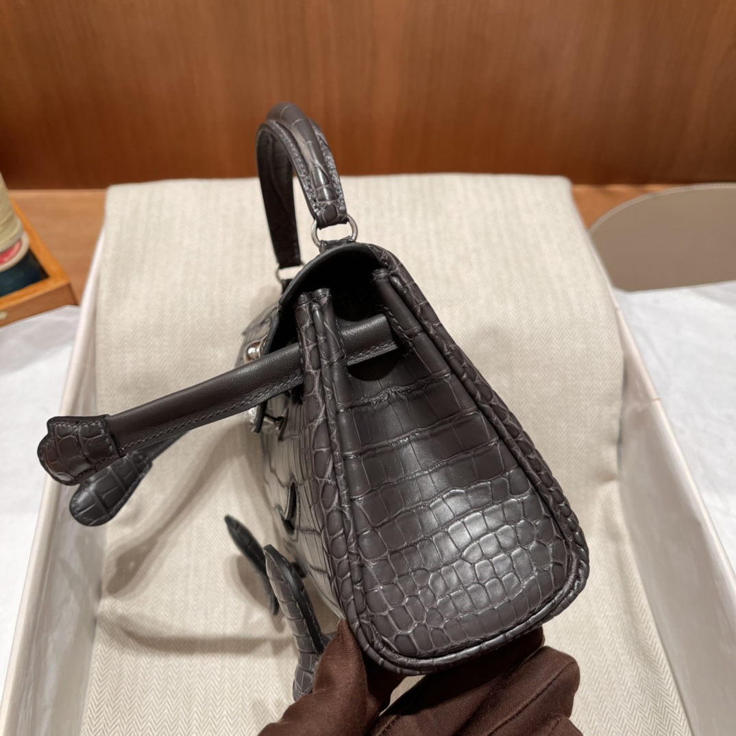 HERMES 爱马仕 Kelly Doll 娃娃包 千禧娃娃 美洲鳄Alligator 雾面Matte 88 石墨灰/89 黑色 进口蜜蜡线 全手工制作
