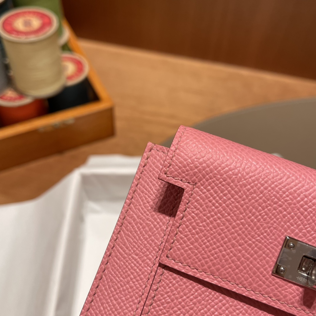 HERMES 爱马仕 Kelly Pocket 卡包 Epsom 1Q 奶昔粉 Rose Confetti 进口蜜蜡线 全手工制作