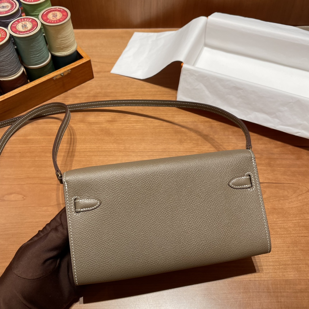 HERMES 爱马仕 Kelly to go Epsom皮 8C Gri Elephant 大象灰 一生推的小斜挎 进口蜜蜡线 全手工制作