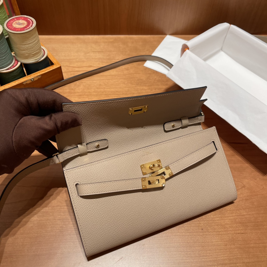 HERMES 爱马仕 Kelly to go Epsom皮 S2 Trench风衣米 一生推的小斜挎 进口蜜蜡线 全手工制作