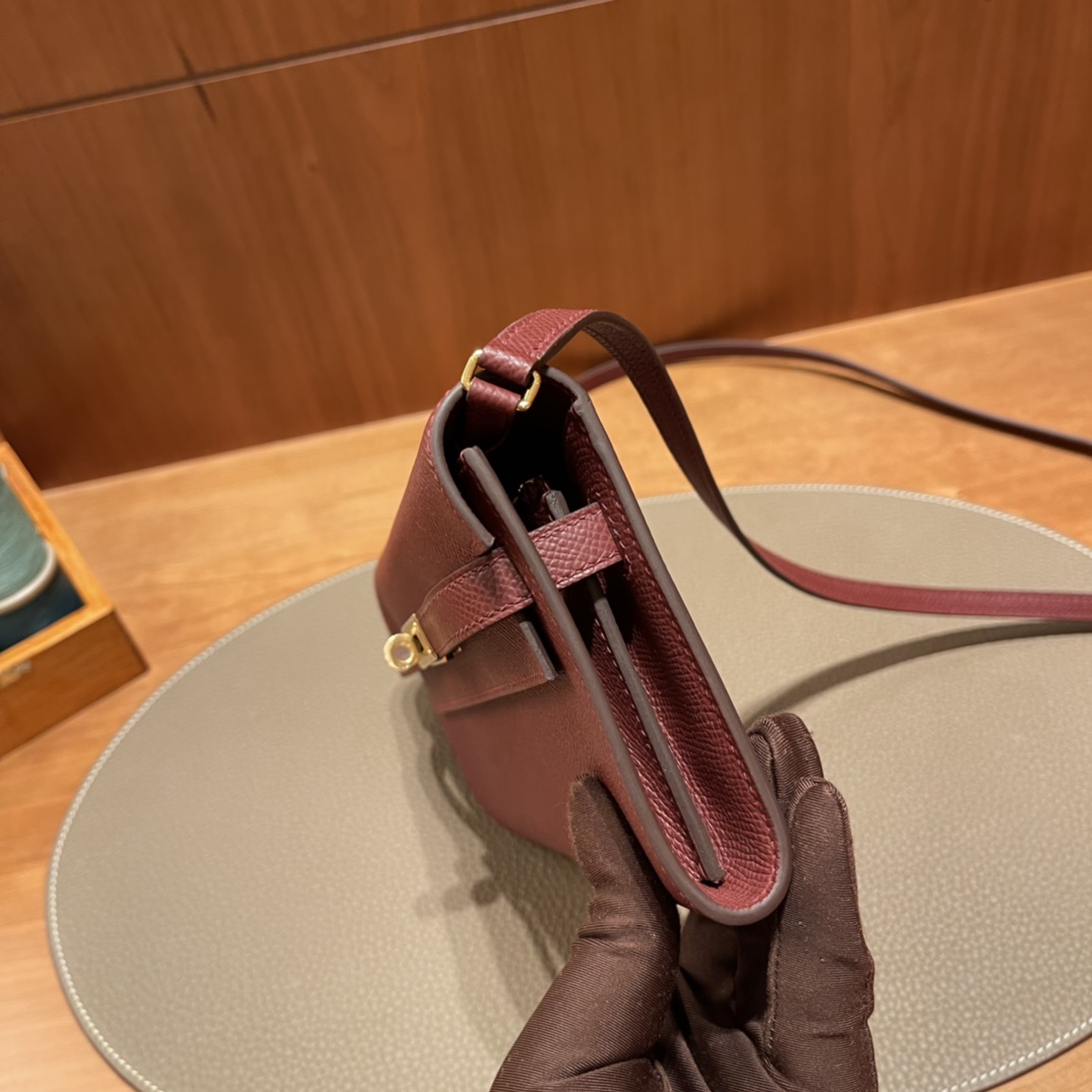 HERMES 爱马仕 Kelly to go Epsom皮 55 爱马仕红Rouge H 一生推的小斜挎 进口蜜蜡线 全手工制作