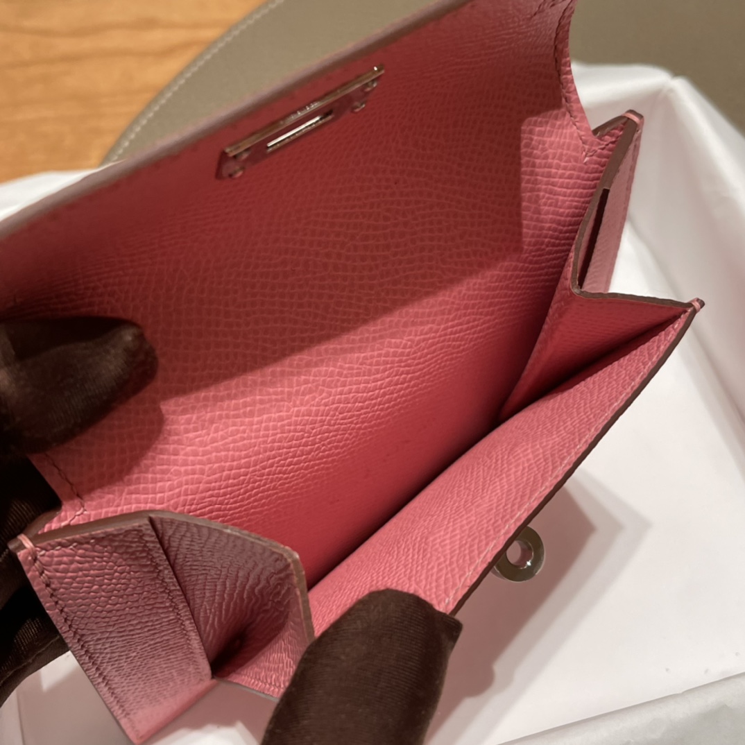 HERMES 爱马仕 Kelly Pocket 卡包 Epsom 1Q 奶昔粉 Rose Confetti 进口蜜蜡线 全手工制作