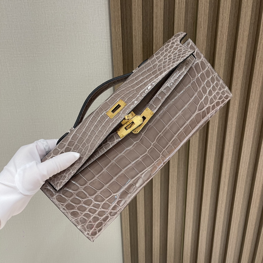 HERMES 爱马仕 Kelly Cut 31cm 尼罗鳄Niloticus 亮面 刻两点•• 81 斑鸠灰Gris Tourterelle 进口蜜蜡线 全手工制作