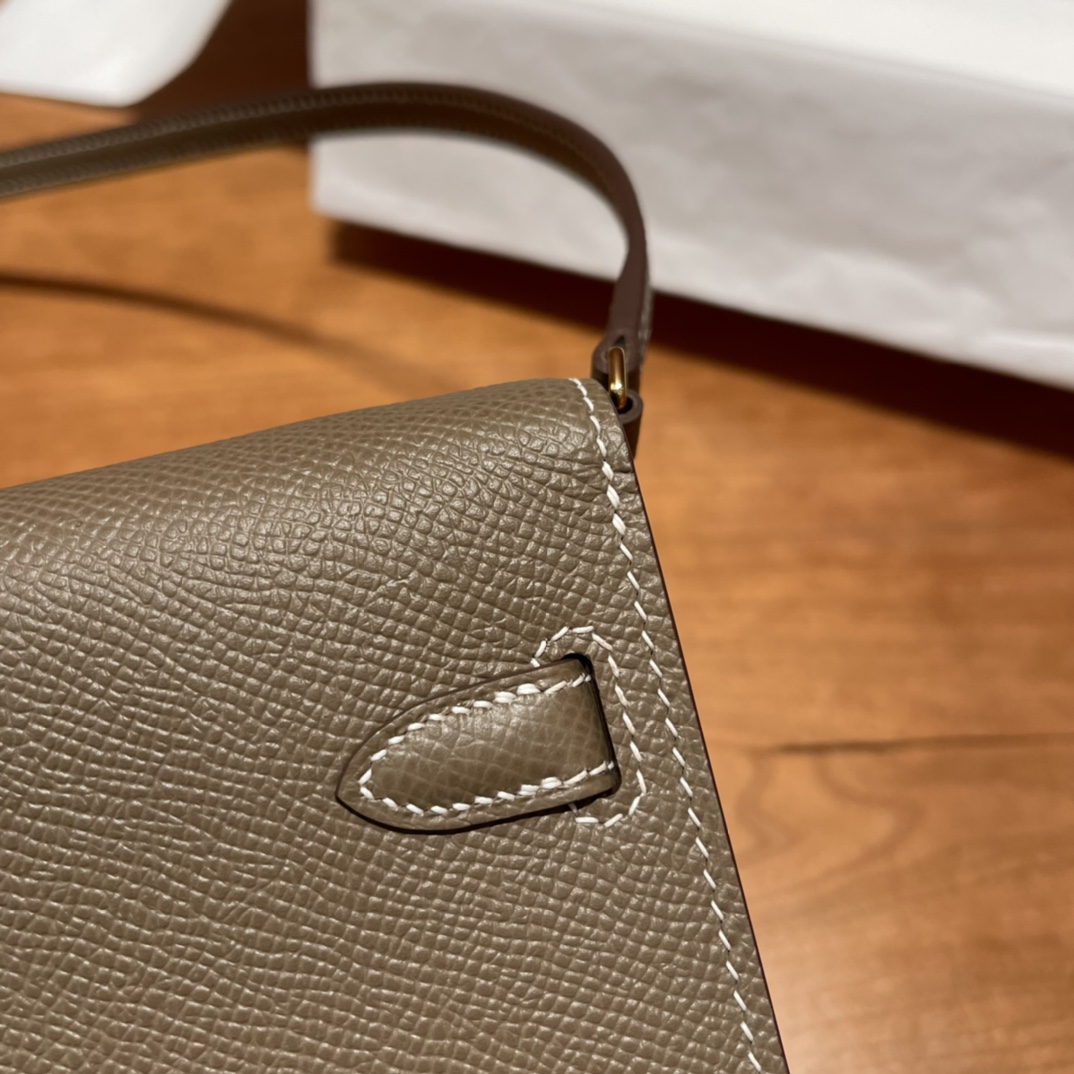 HERMES 爱马仕 Kelly to go Epsom皮 8C Gri Elephant 大象灰 一生推的小斜挎 进口蜜蜡线 全手工制作