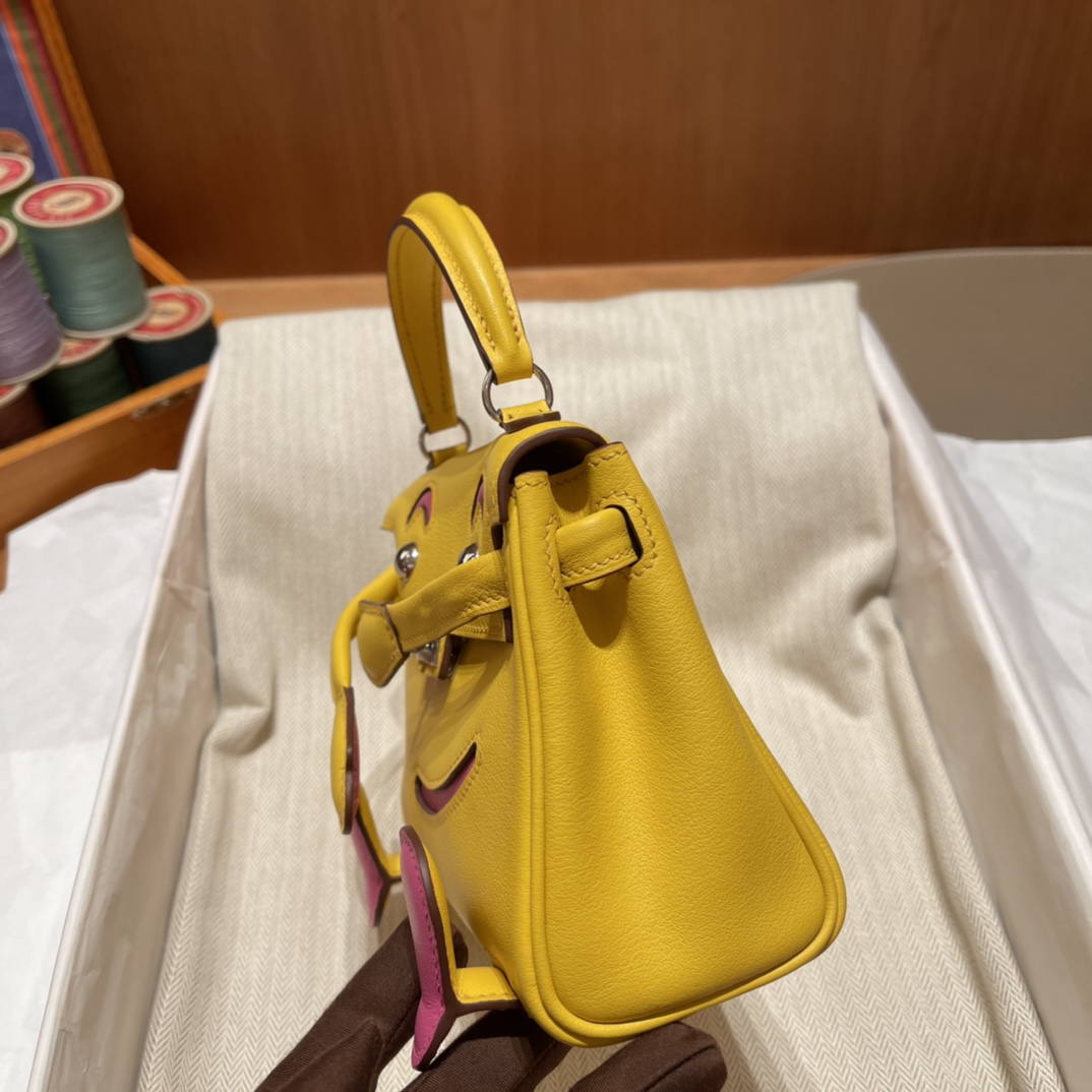 HERMES 爱马仕 Kelly Doll 娃娃包 千禧娃娃 可可爱爱 9O 那不勒斯黄/9i 玉兰粉 进口蜜蜡线 全手工制作