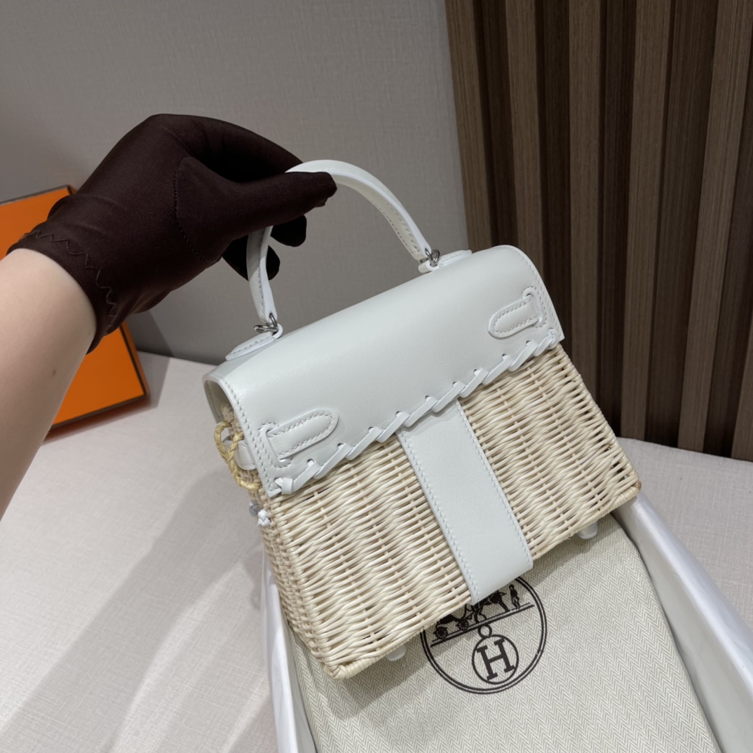 HERMES 爱马仕 Picnic kelly 20cm 竹藤包 swift 01 纯白Blanc 野餐包也能做到这么美 白色很仙 更百搭 进口蜜蜡线 全手工制作