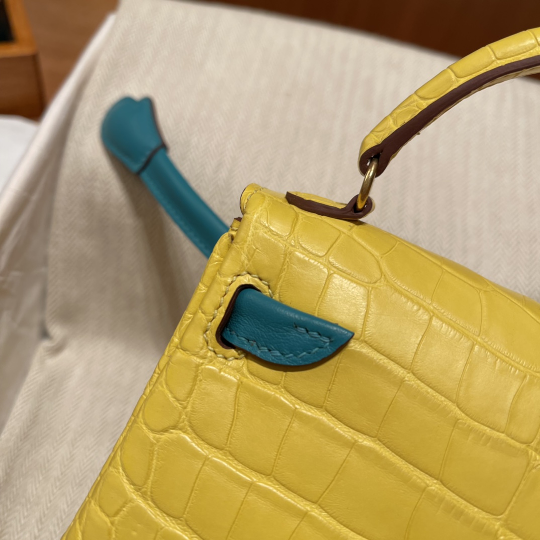 HERMES 爱马仕 Kelly Doll 娃娃包 千禧娃娃 美洲鳄Alligator 雾面Matte M9 金盏花黄/W0 博斯绿 进口蜜蜡线 全手工制作