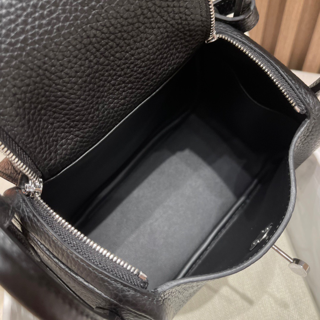 HERMES 爱马仕 【现货】 Mini Lindy TOGO皮 89 Nior 经典黑