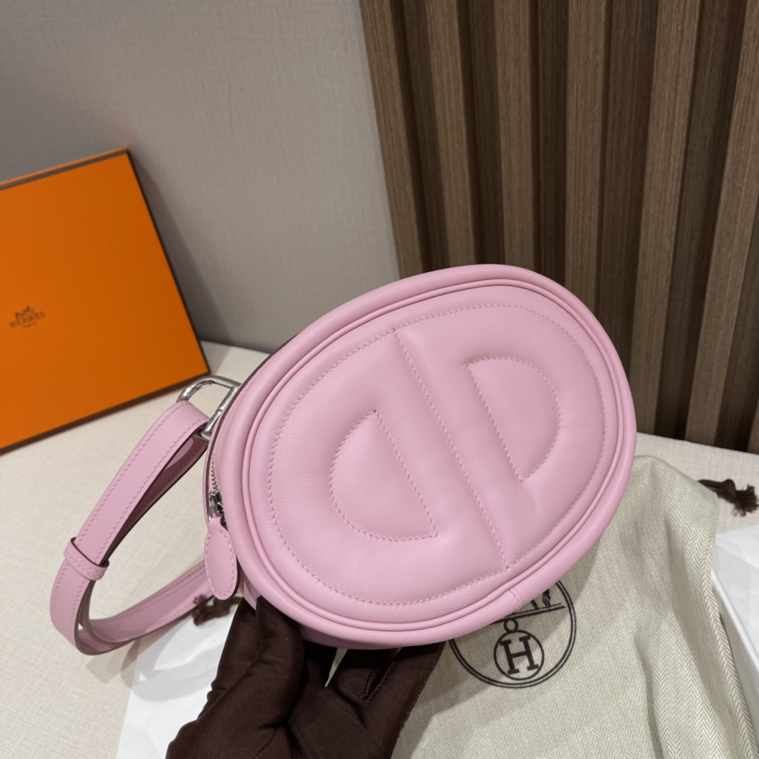 HERMES 爱马仕 【现货】 In-The-Loop Banane 5P Pink 樱花粉 swift皮 