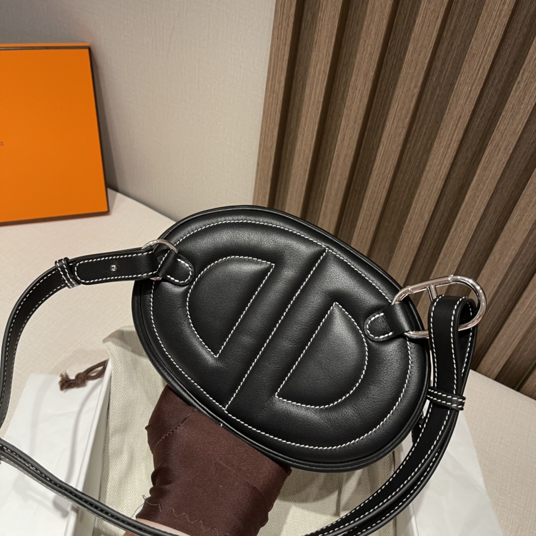 HERMES 爱马仕 【现货】 In-The-Loop Banane 89 Nior 经典黑色 swift皮