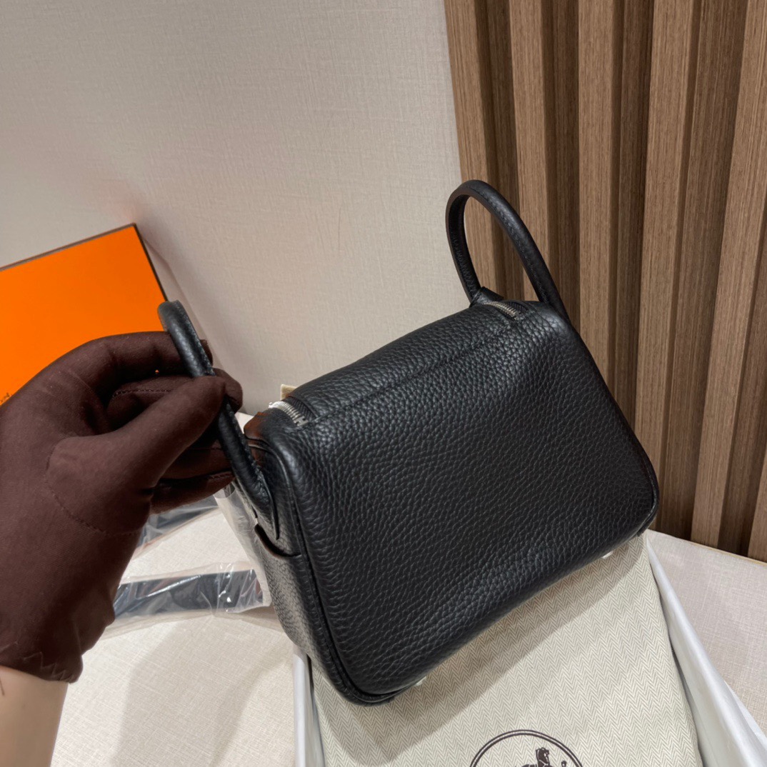 HERMES 爱马仕 【现货】 Mini Lindy TOGO皮 89 Nior 经典黑
