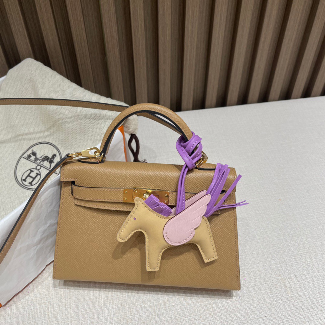 HERMES 爱马仕Mini Kelly 2代 0M CHAI 奶茶色 20cm 银扣 Epsom皮 Birkinx娇娇名品