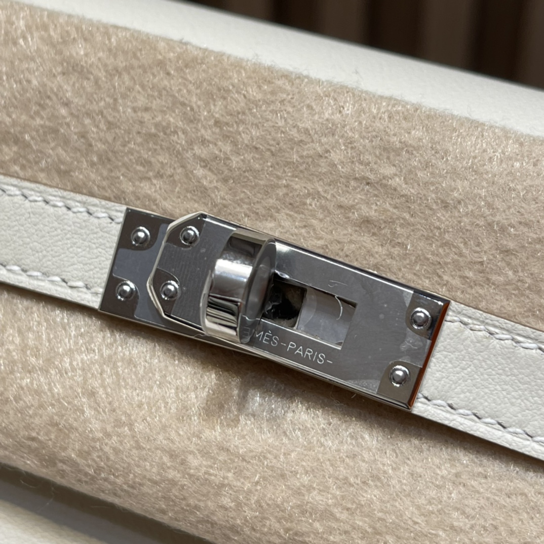 HERMES 爱马仕Mini Kelly 1代 10 Craie奶昔白 22cm 银扣 Swift皮 Birkinx娇娇名品