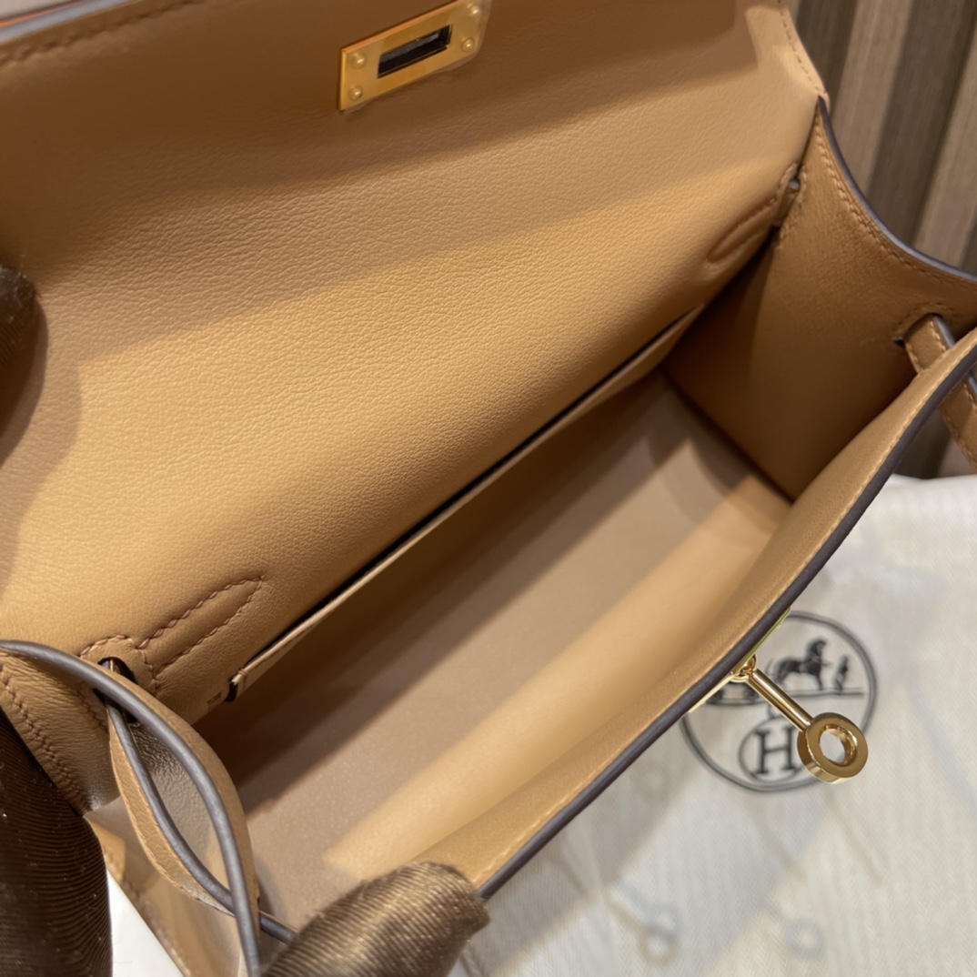 HERMES 爱马仕Mini Kelly 1代 0M 玛萨拉茶色 22cm 银扣 Swift皮 Birkinx娇娇名品