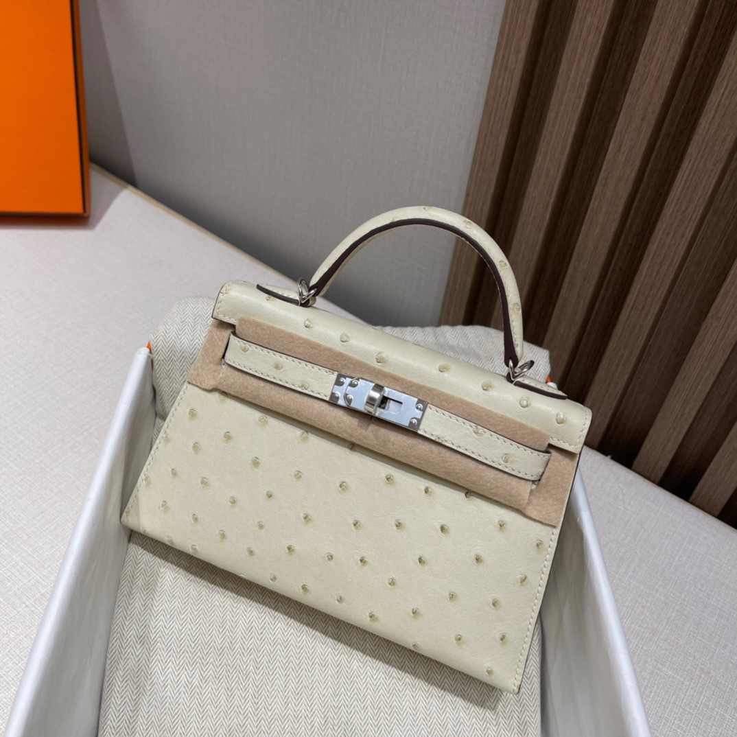 HERMES 爱马仕Mini Kelly 2代 迷你凯莉 10 Craie粉笔白 鸵鸟皮 Birkinx娇娇名品